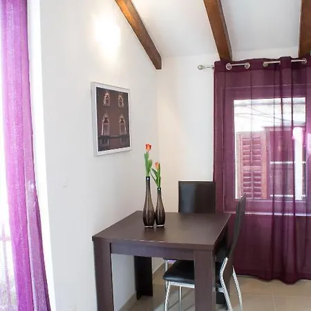 Apartment Allure